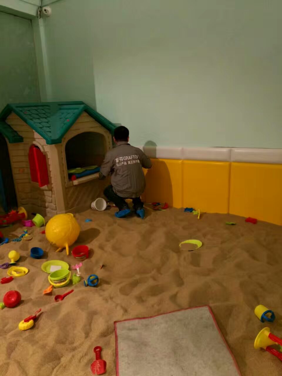 魔幻互動兒童樂園游玩區(qū) 魔幻互動兒童樂園游玩區(qū)