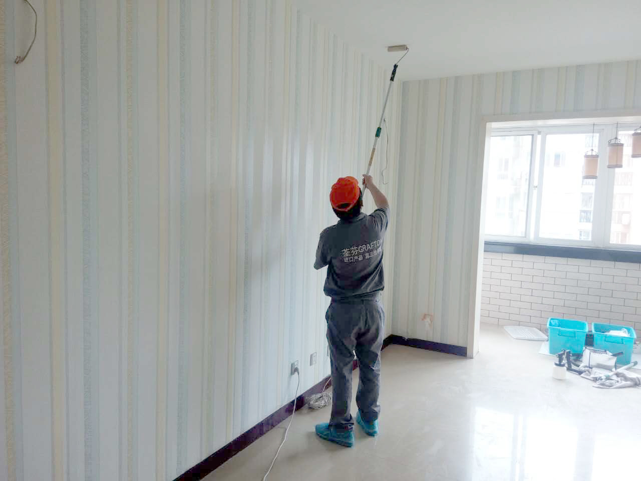 客餐廳頂面重點(diǎn)施工中 客餐廳頂面重點(diǎn)施工中