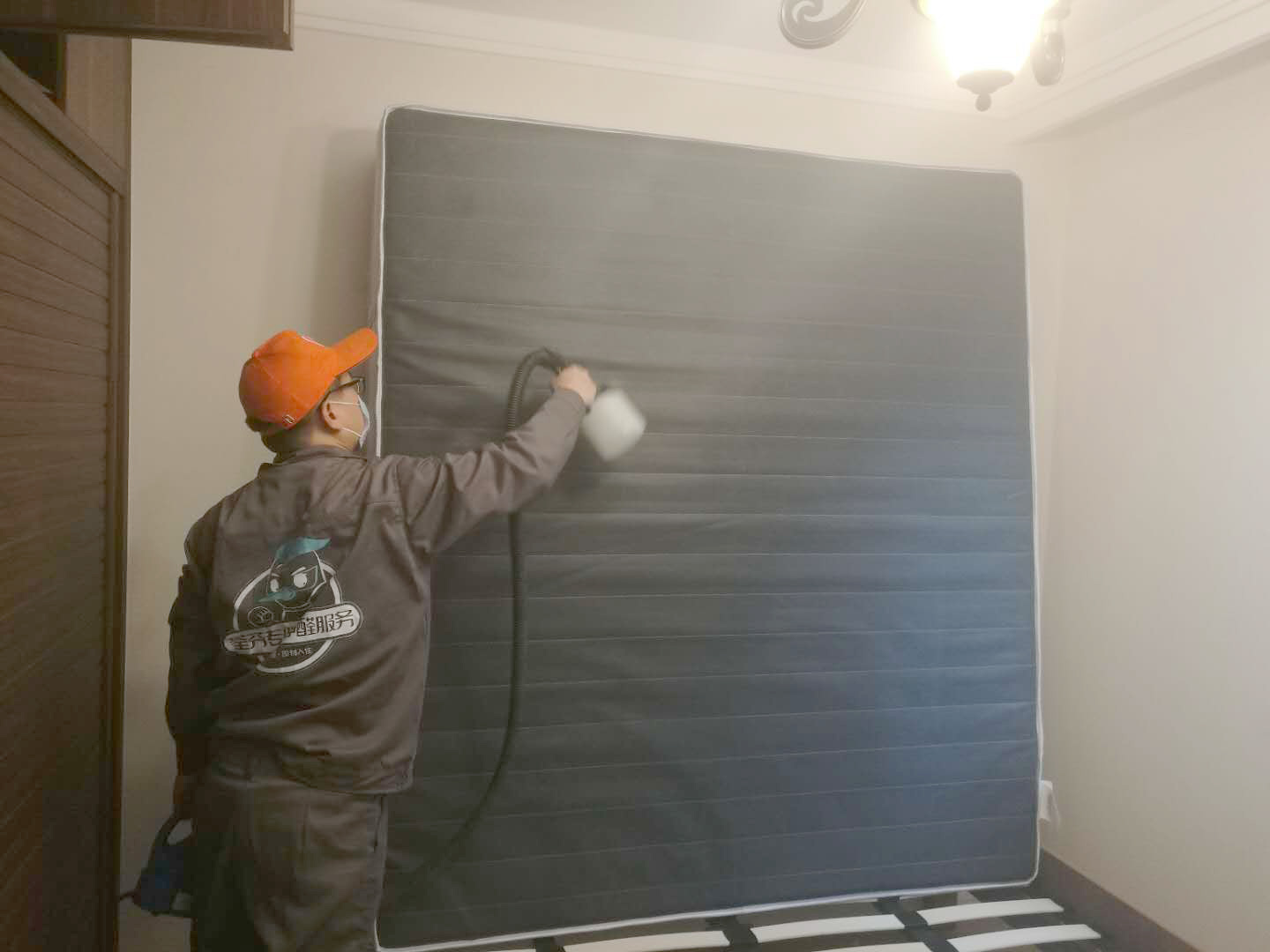 臥室床墊重點(diǎn)噴涂 臥室床墊重點(diǎn)噴涂