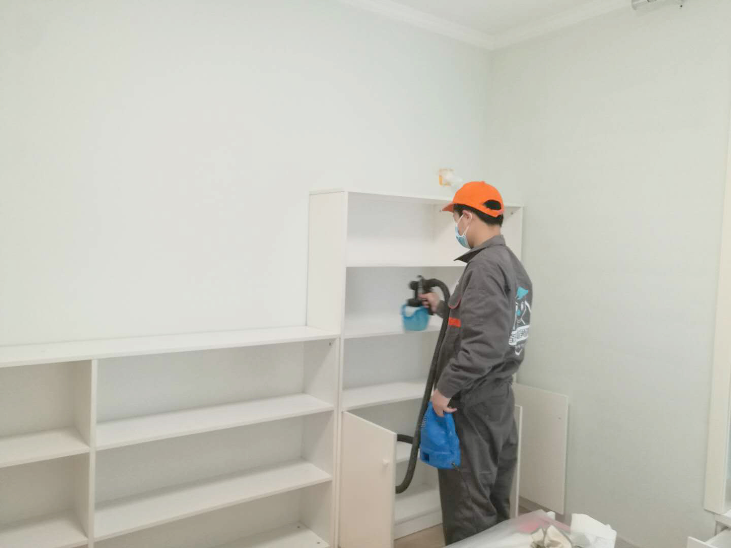 木柜噴涂全方位施工治理 木柜噴涂全方位施工治理