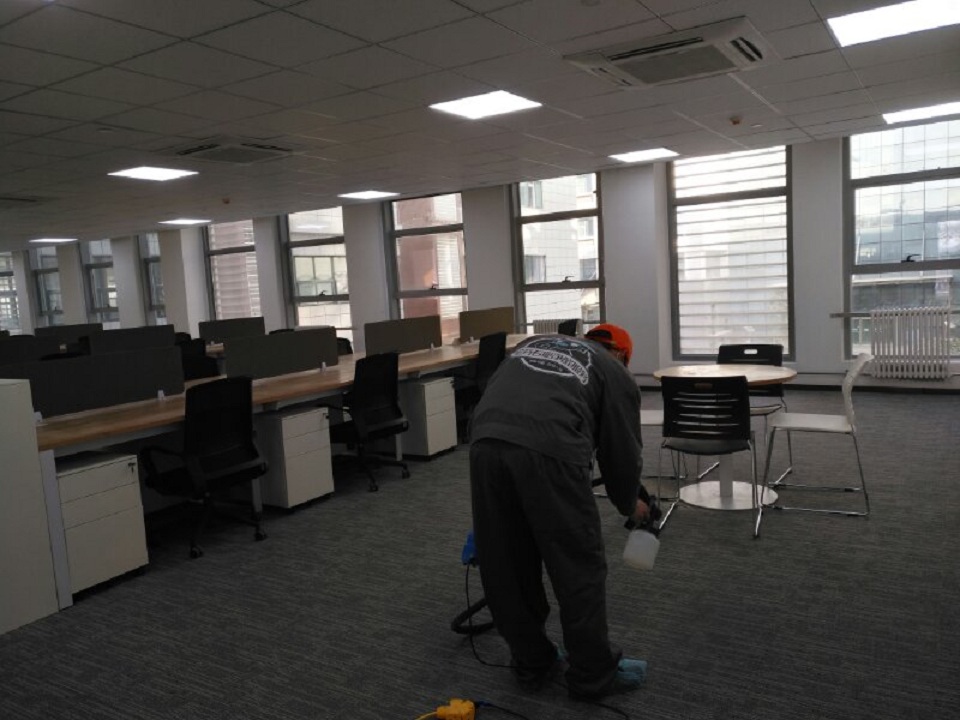 辦公區(qū)域地毯全方位噴涂施工 辦公區(qū)域地毯全方位噴涂施工
