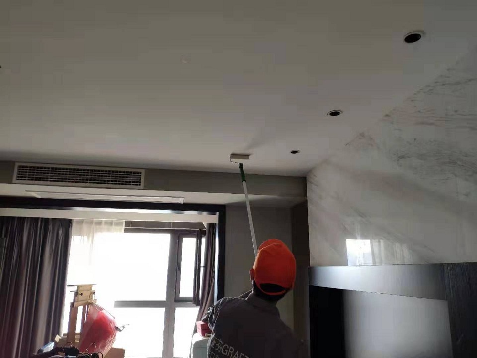 室內(nèi)客餐廳頂面甲醛治理滾筒施工 室內(nèi)客餐廳頂面甲醛治理滾筒施工