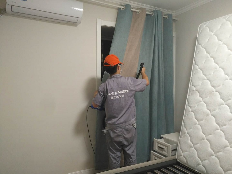 臥室窗簾床墊噴涂施工治理 臥室窗簾床墊噴涂施工治理