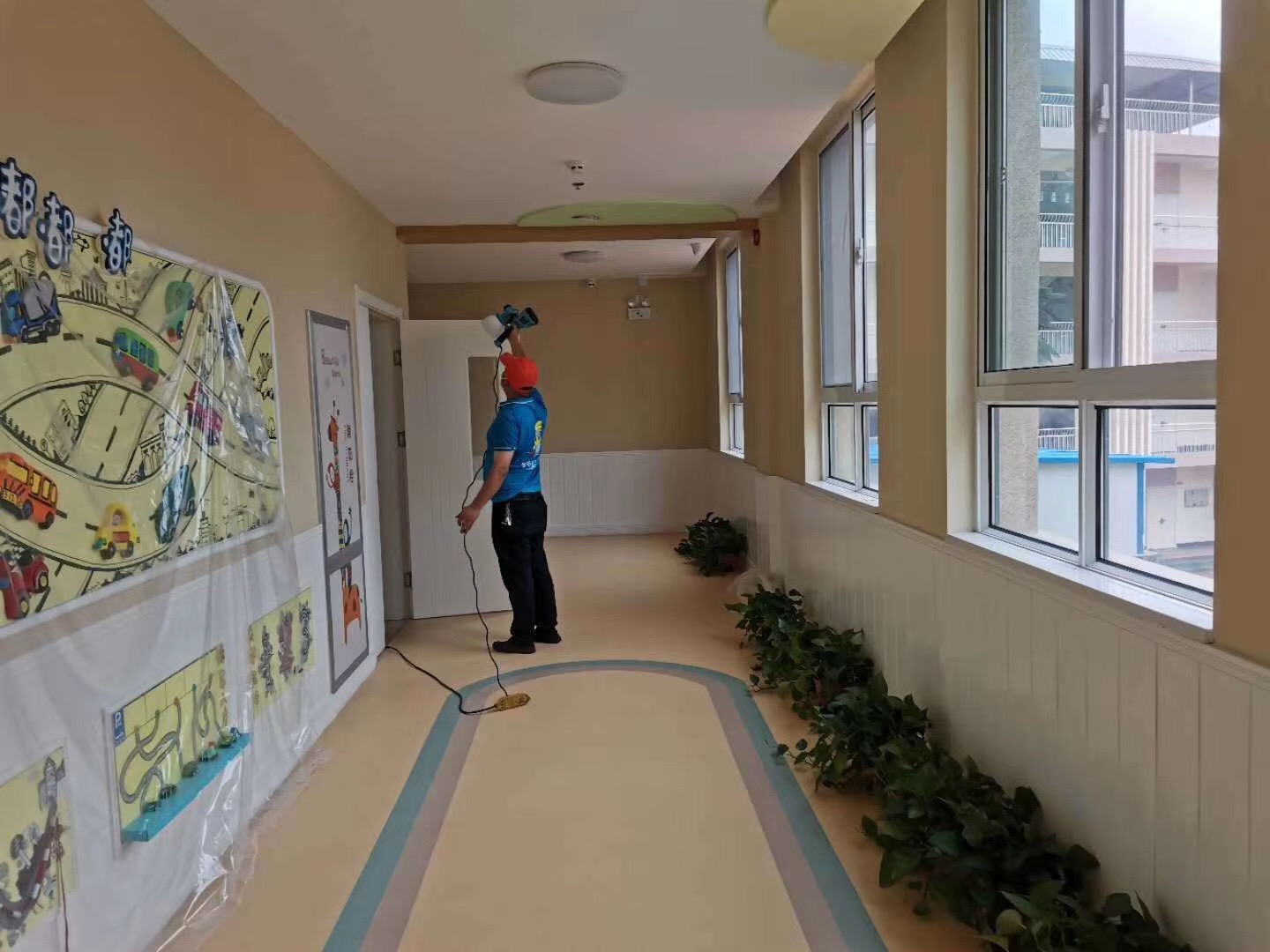 幼兒園走廊噴涂荃芬除甲醛產(chǎn)品 幼兒園走廊噴涂荃芬除甲醛產(chǎn)品