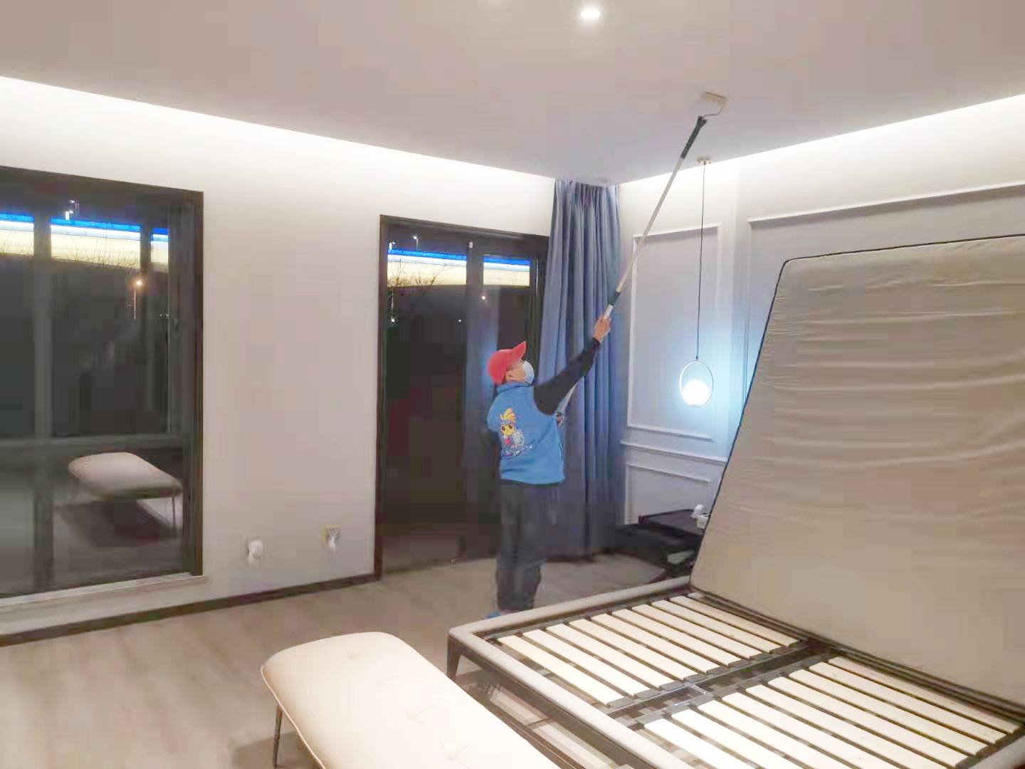 臥室頂面滾筒全方位施工治理甲醛 臥室頂面滾筒全方位施工治理甲醛