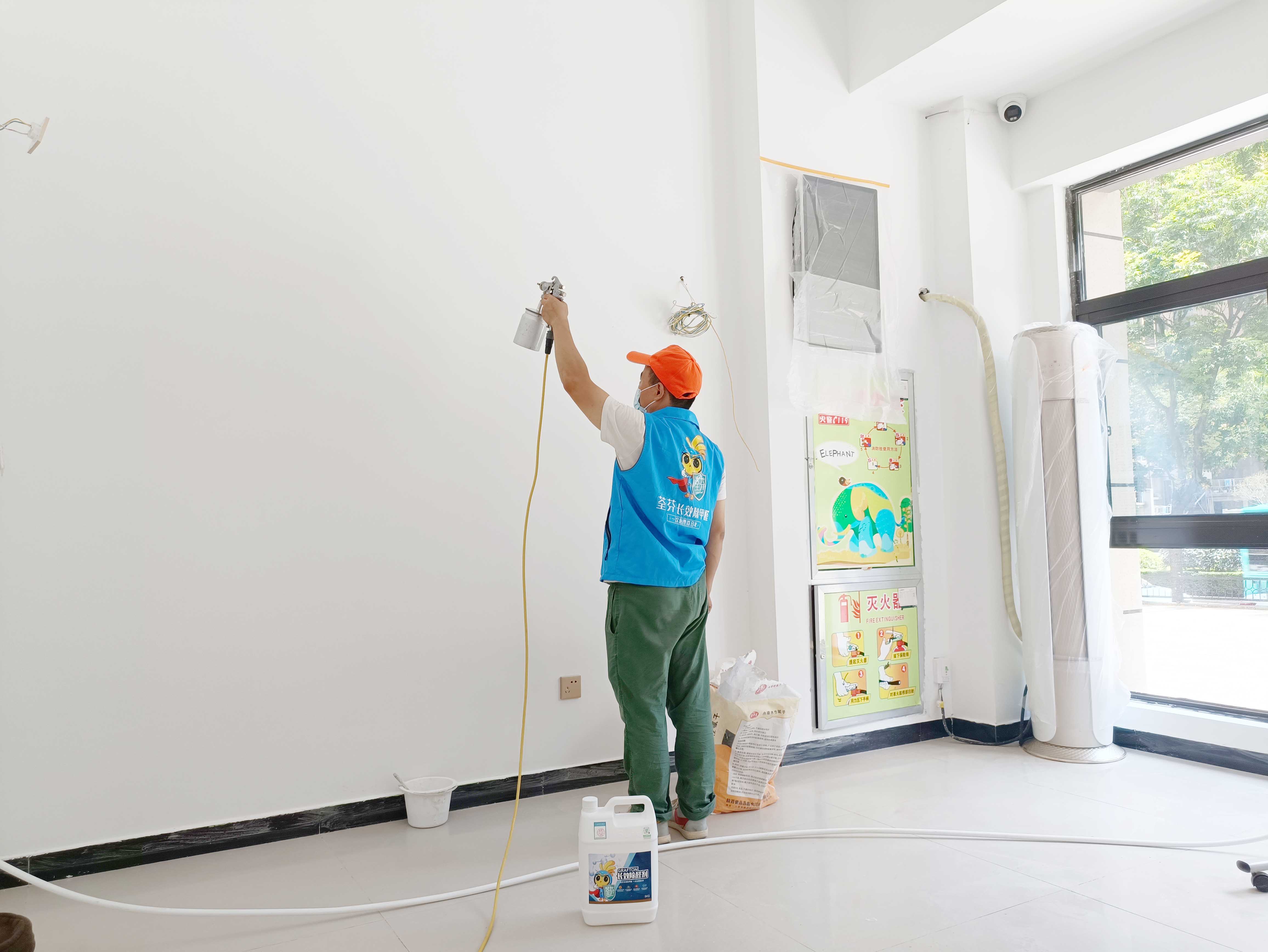 兒童教室墻面重點(diǎn)噴涂施工治理 兒童教室墻面重點(diǎn)噴涂施工治理